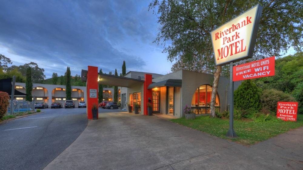 Riverbank Park Motel Bright Exteriör bild
